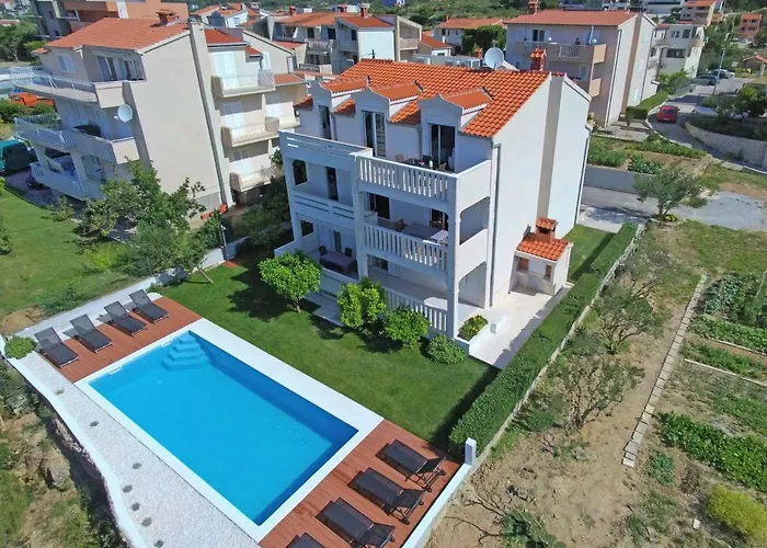 Luxury Penthouse Eva Подстрана